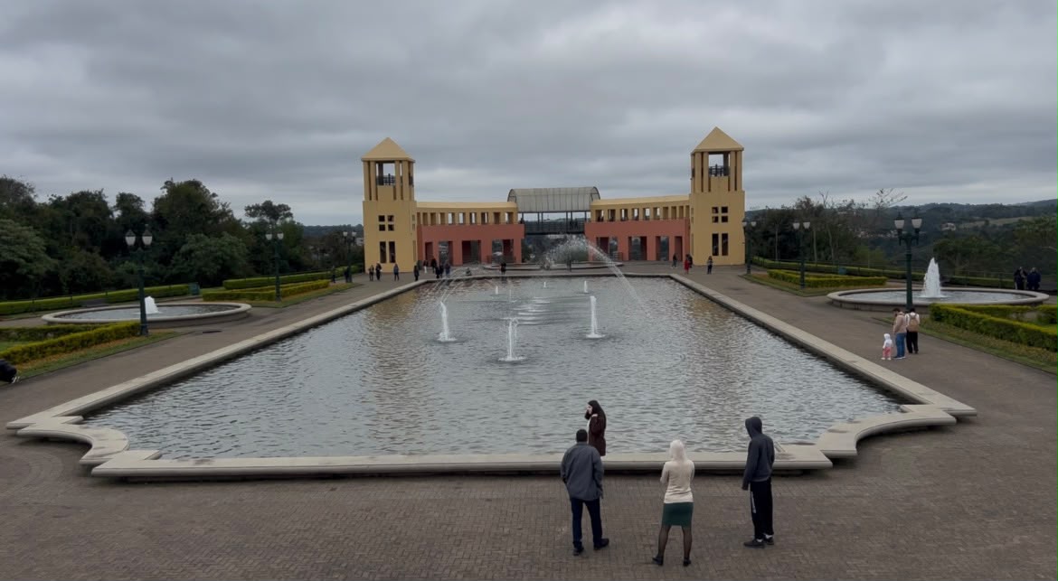 Esse parque funciona do jeito que foi planejado. Por que isso ainda surpreende?